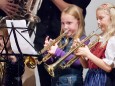 Pia Mandl, Anika Kaml - Adventkonzert Musikschule Mariazell 2011 im Volksheim Gußwerk