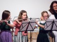 Saskia Scheikl, Lara Ofner, Eva Bröderbauer - Adventkonzert Musikschule Mariazell 2011 im Volksheim Gußwerk