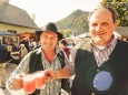 Vizebürgermeister Michael Wallmann und Organisator Hannes Reiter - Bauernmarkt in Gußwerk am 3. Oktober 2015