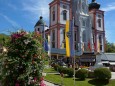 Blumenschmuck in Mariazell am Hauptplatz - 15. August 2012