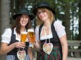 Lisa und Bianca bei der Big Band der Gardemusik Wien Bergwelle 2012