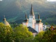 Blick hinunter zur Basilika. Heilige und Heilende Wege nach Mariazell - Kräutergärten am Sebastianiweg