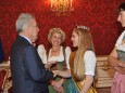 Besuch der Imkerinnen bei Bundespräsident Dr. Heinz Fischer in der Hofburg