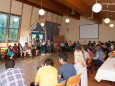 Gemeinsamer Abend im JUFA und interreligiöses Gebet mit Flüchtlingen und Flüchtlingshelfern im Pfarrsaal Mariazell. Mit dabei Christian Konrad, Bgm. Manfred Seebacher, Pater Michael Staberl sowie Organisatorin und Julia Wagner.