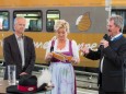 NÖVOG GF Dr. Gerhard Stindl & Landesrat Mag. Karl Wilfing mit Moderatorin - Jungfernfahrt Himmelstreppe Panoramawagen am 27.6.2014