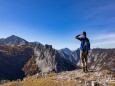 BLICK IN DIE BERGWELT VORM ABSTIEG >kastenriegel-graualm-rundtour-ueber-rosshoelle-bschlagstatt_hohe-weichsel-hochschwabgebiet-27102021-0778