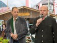 Samstag: Eröffnung Klostermarkt und Pilgern in Österreich: „Peregrinari“ 2015 in Mariazell - Johann Kleinhofer und Michael Wallmann (Vize-Bgm. Mariazell)