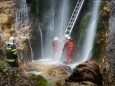 Marienwasserfall - Marienstatue Befestigung durch die FF Mariazell am 30. Juni 2014