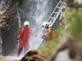 Marienwasserfall - Marienstatue Befestigung durch die FF Mariazell am 30. Juni 2014