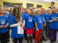 Volksschulkinder bei der Nah&Frisch Markt Neueröffnung in Mitterbach