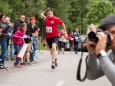 Noch schnell ein Getränk vorm Ziel - Night Run 2014 um den Erlaufsee