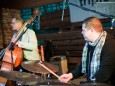 Vernissage & Jazz bei der Holzwerkstatt in Halltal