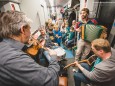  Benefizkonzert für Licht ins Dunkel: Opfekompott live in der Mariazellerbahn