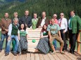 Steirerbankerl am Erlaufsee - v.Reihe Fam. Schrittwieser, v.l. Kleinhofer, Oberfeichtner, Bliem, Wild, Resch, Seebacher, Kuss, Lammer