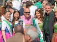 BM Andrä Rupprechter und Schönheiten - Steiermark Frühling 2015 in Wien am Rathausplatz