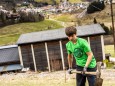 Bepflanzung der zukünftigen Streuobstwiese beim Feldbauer/Fam. Eder am 12. April 2021