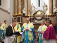 Festgottesdienst mit Abt Benedikt Plank zur Amtseinführung des neuen Superior P. Mag. Dr. Michael Staberl und des neuen Stadtpfarrers von Mariazell und Gußwerk P. Mag. Christoph Pecolt. Foto: Josef Kuss