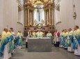 Festgottesdienst mit Abt Benedikt Plank zur Amtseinführung des neuen Superior P. Mag. Dr. Michael Staberl und des neuen Stadtpfarrers von Mariazell und Gußwerk P. Mag. Christoph Pecolt. Foto: Josef Kuss