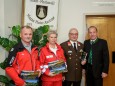 Franz Tributsch (Bergrettung), Andrea Prenner (Rotes Kreuz), Werner Svatek (Feuerwehr), Bgm. Josef Kuss