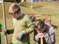 Weidenbau Workshop in Mitterbach für die VolksschülerInnen mit Johanna Digruber, Siegfried Grössbacher und Landschaftsplaner Alois Graf