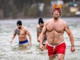 weihnachtsschwimmen-im-erlaufsee-am-24122023-8592