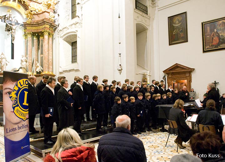 Florianer Sängerknaben – Lionsclub Adventkonzert in der Basilika