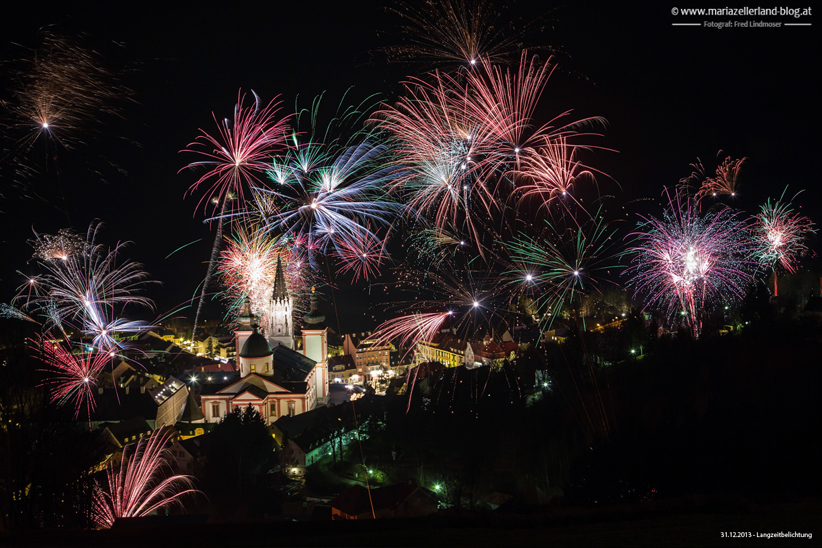 Mariazell-Basilika-Feuerwerk-Silvester-2013