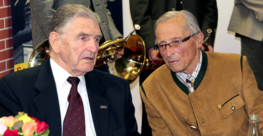 Rechts: Richard-Feischl-90-Jahre_Titel