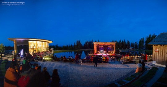 Bergwelle-Mariazell-Wassershow-Stefanie-Werger-Solozuviert-IMG_8900_stitch