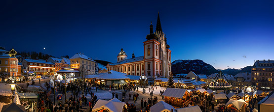 Mariazell-advent-Pano-Hauptplatz_DSC07136