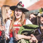 Amerikaner kennenlernen aus kematen an der partnervermittlung umgebung in heiligenkreuz am waasen ybbs. Singles kennenlernen Ried in der riedmark mdchen kennenlernen. Krumbach markt Mariazell kleinanzeigen partnersuche. Partnervermittlung umgebung in heiligenkreuz am waasen