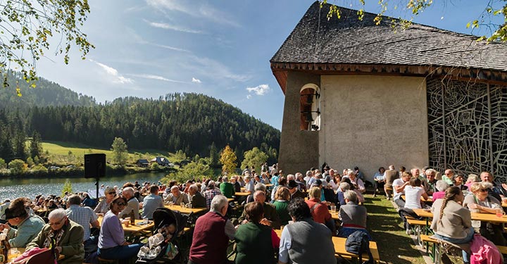 Bericht vom 18. Musikanten- und Weisenbläsertreffen am Hubertussee Foto ©Klaus Endstrasser