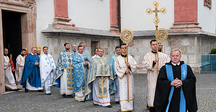 Erste ukrainische Friedenswallfahrt nach Mariazell