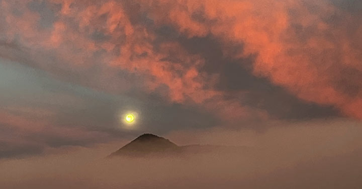 Bild der Woche: Vollmond Untergang beim Großen Kainz