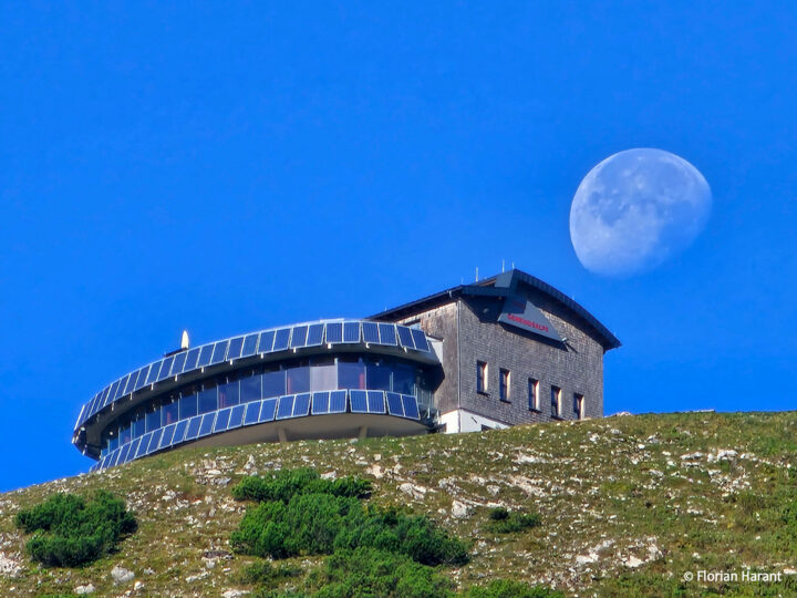 Bild der Woche: Mond hinterm Terzerhaus ©Florian Harant