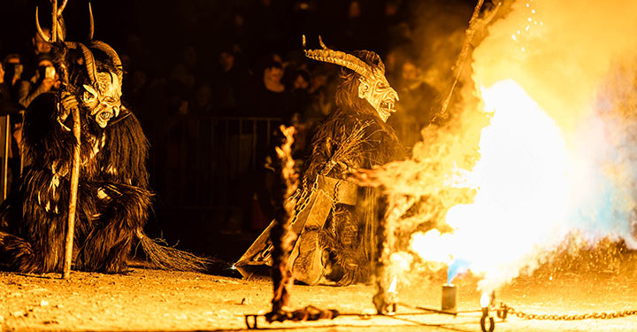 Sagenhafter Krampuslauf in Halltal 2023 - Fotos ©Fred Lindmoser