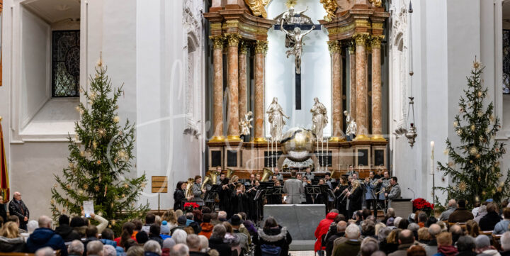 Weihnachtsblasen der Stadtkapelle Mariazell 2023 Foto ©Fred Lindmoser